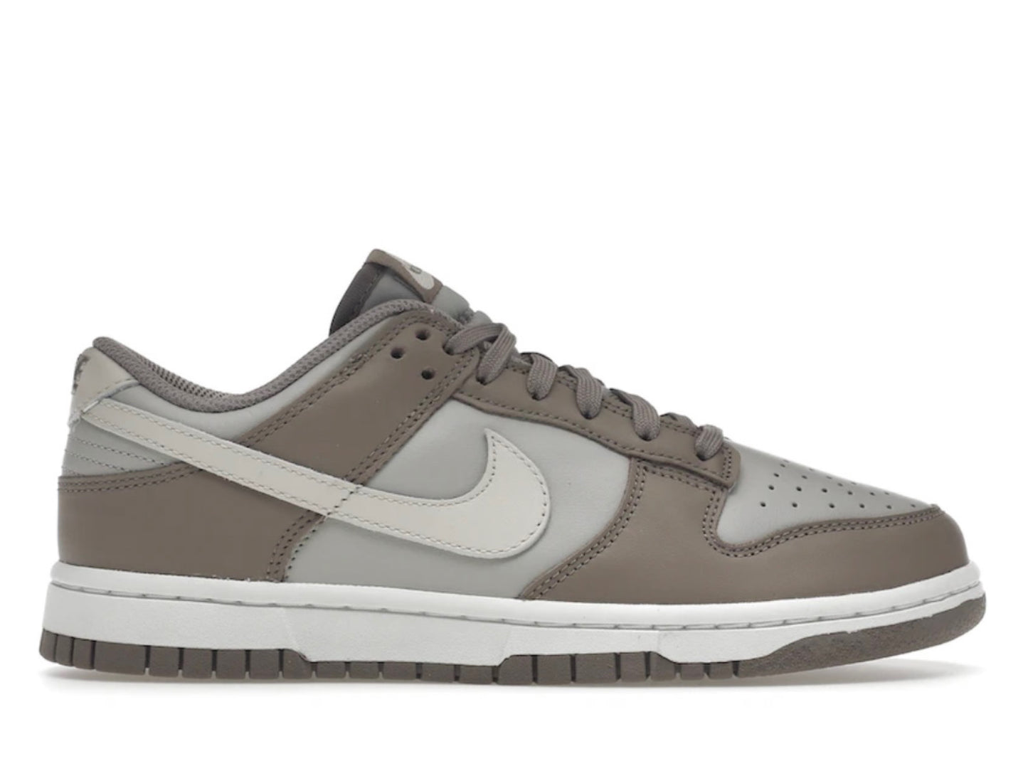 Nike Dunk Low Bone Beige