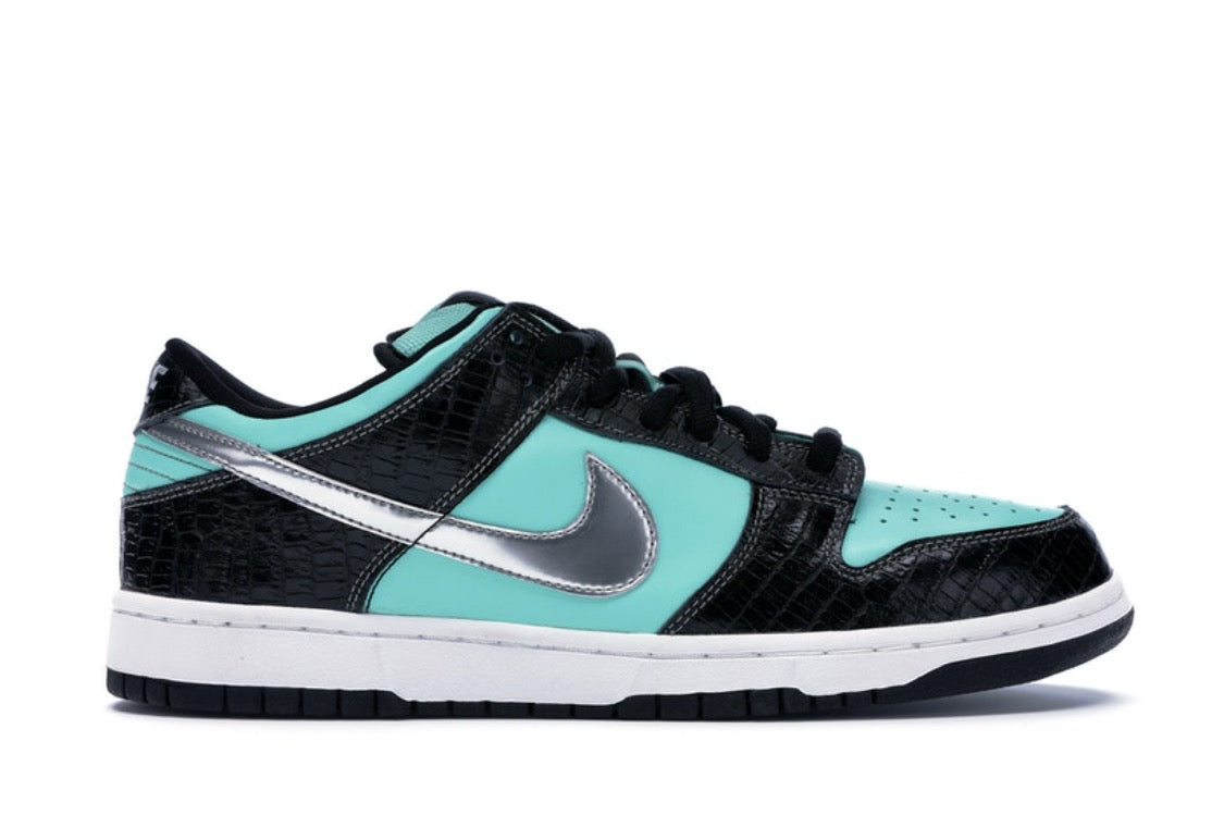 Nike Dunk SB Low Diamond Supply Co. “Tiffany”